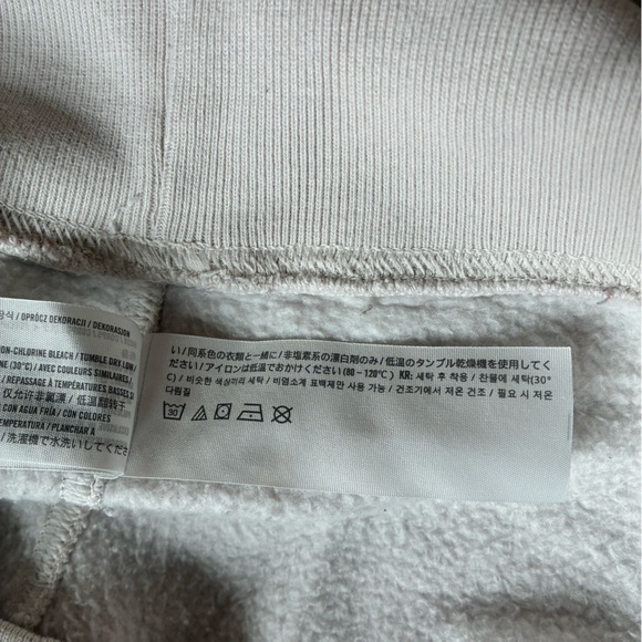 Abercrombie Quarter-Zip Pullover in Cream- Size M - Picture 6 of 6